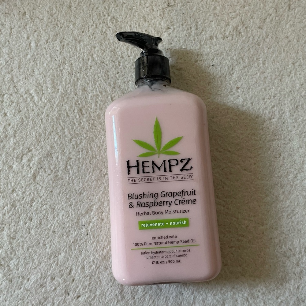 Hempz Blushing Grapefruit & Raspberry Crème
